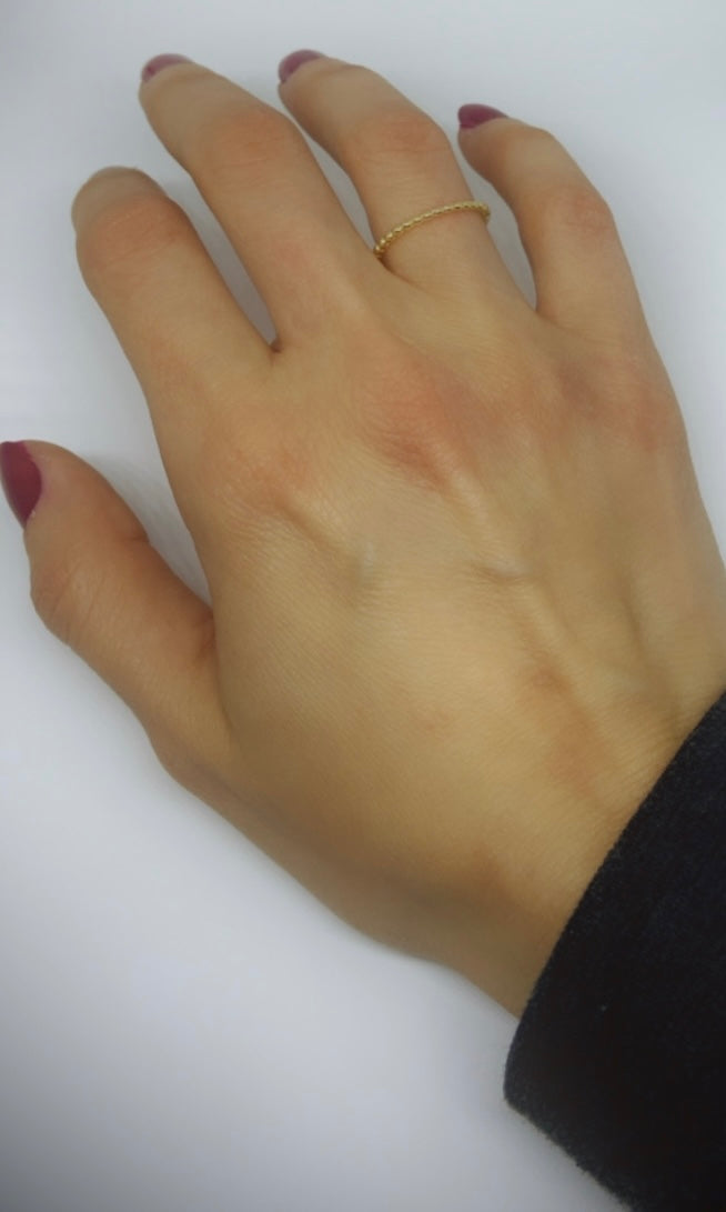 Tiny ball ring