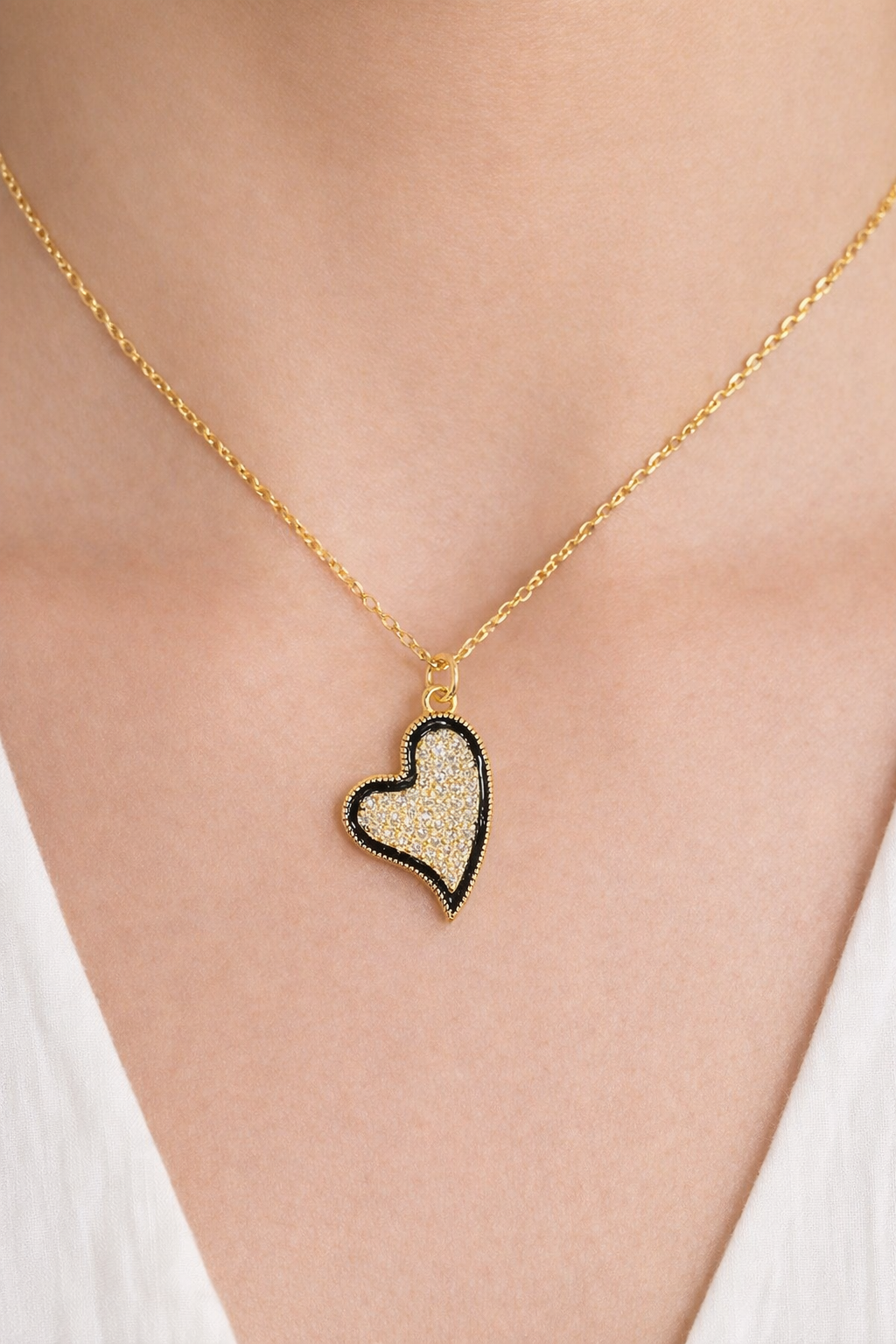 Pavé Heart Pendant Necklace