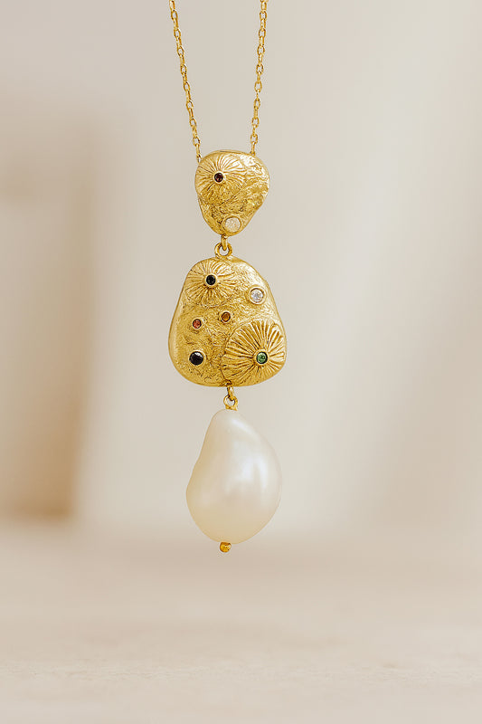 Gold-Plated Necklace with Pearl & Zirconia Accents