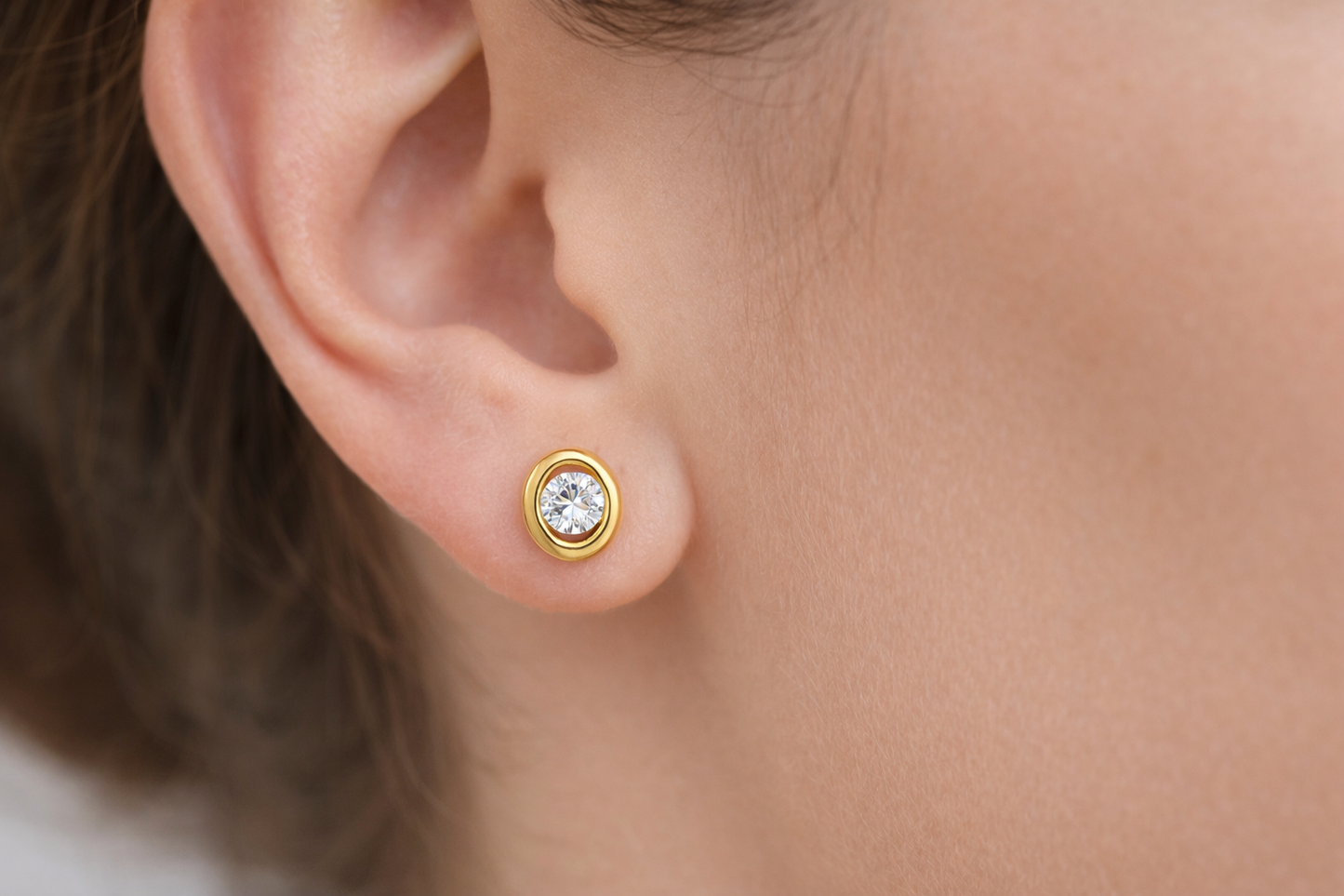 Classic Bezel Zirconia Stud Earrings