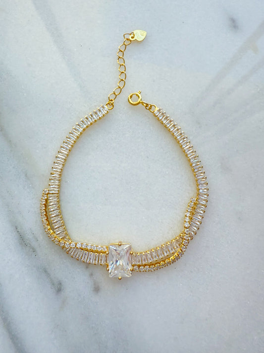 Radiant Emerald-Cut Centerpiece Bracelet