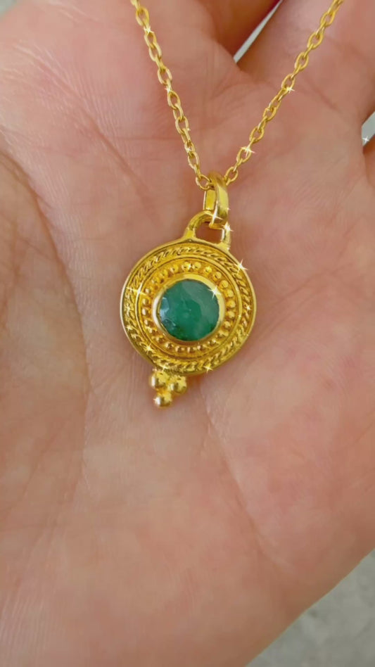 Green Orbit pendant