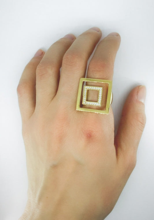 Squared ring