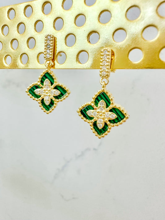 Green clover earrings